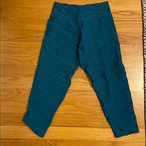 Booty by Brabants Cropped Capri Legging